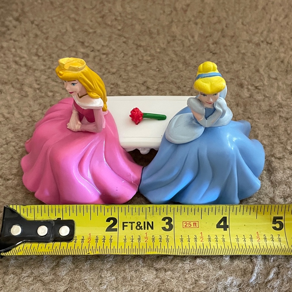 Disney Princess Figurine Set - Aurora and Cinderella - Picture 7 of 8